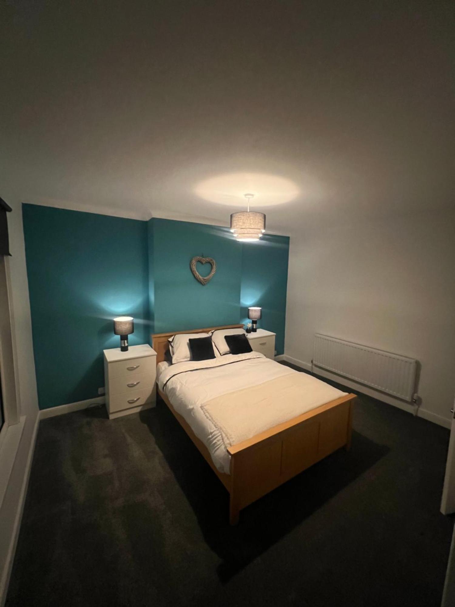 דרלינגטון Cosy Home Perfect For Families And Contractors With Free Parking מראה חיצוני תמונה